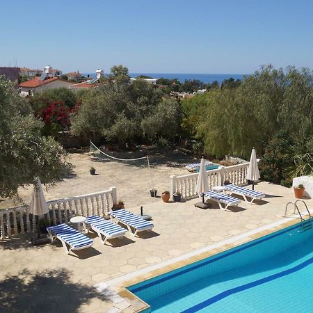 Villa Layla Kyrenia  Luaran gambar