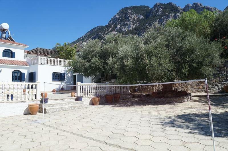 Villa Layla Kyrenia  Luaran gambar