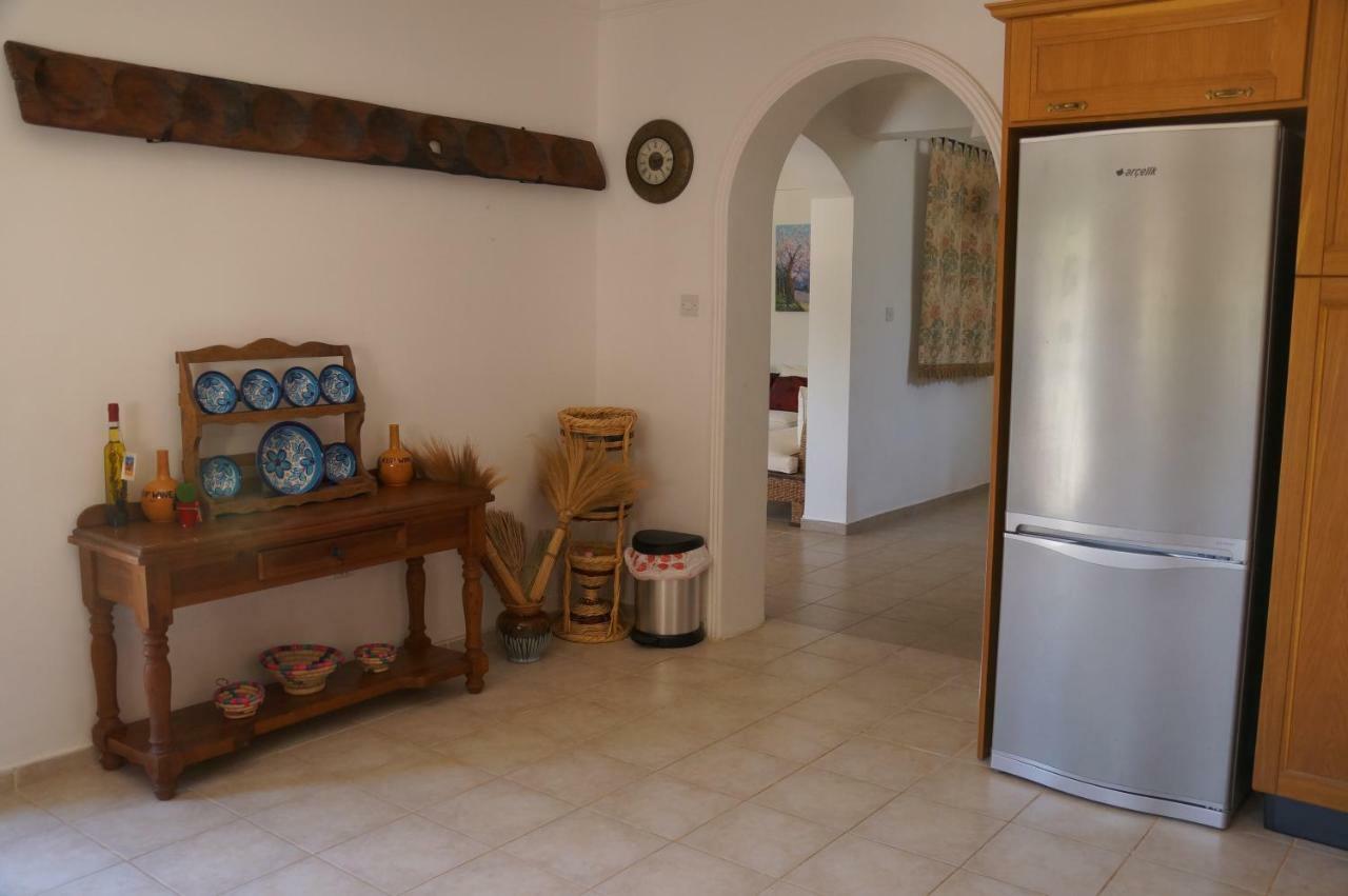 Villa Layla Kyrenia  Luaran gambar